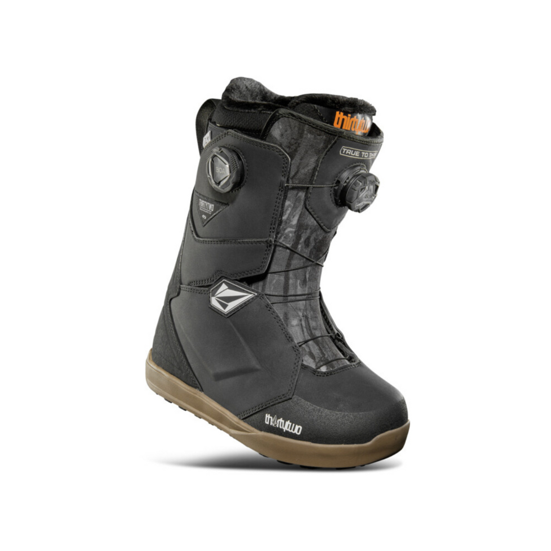 32 - LASHED DOUBLE BOA X VOLCOM 24/25 -