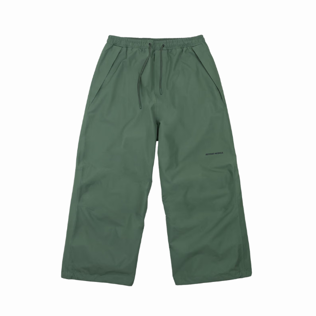 BEYOND MEDALS - PARK PANTS - D.GREEN -